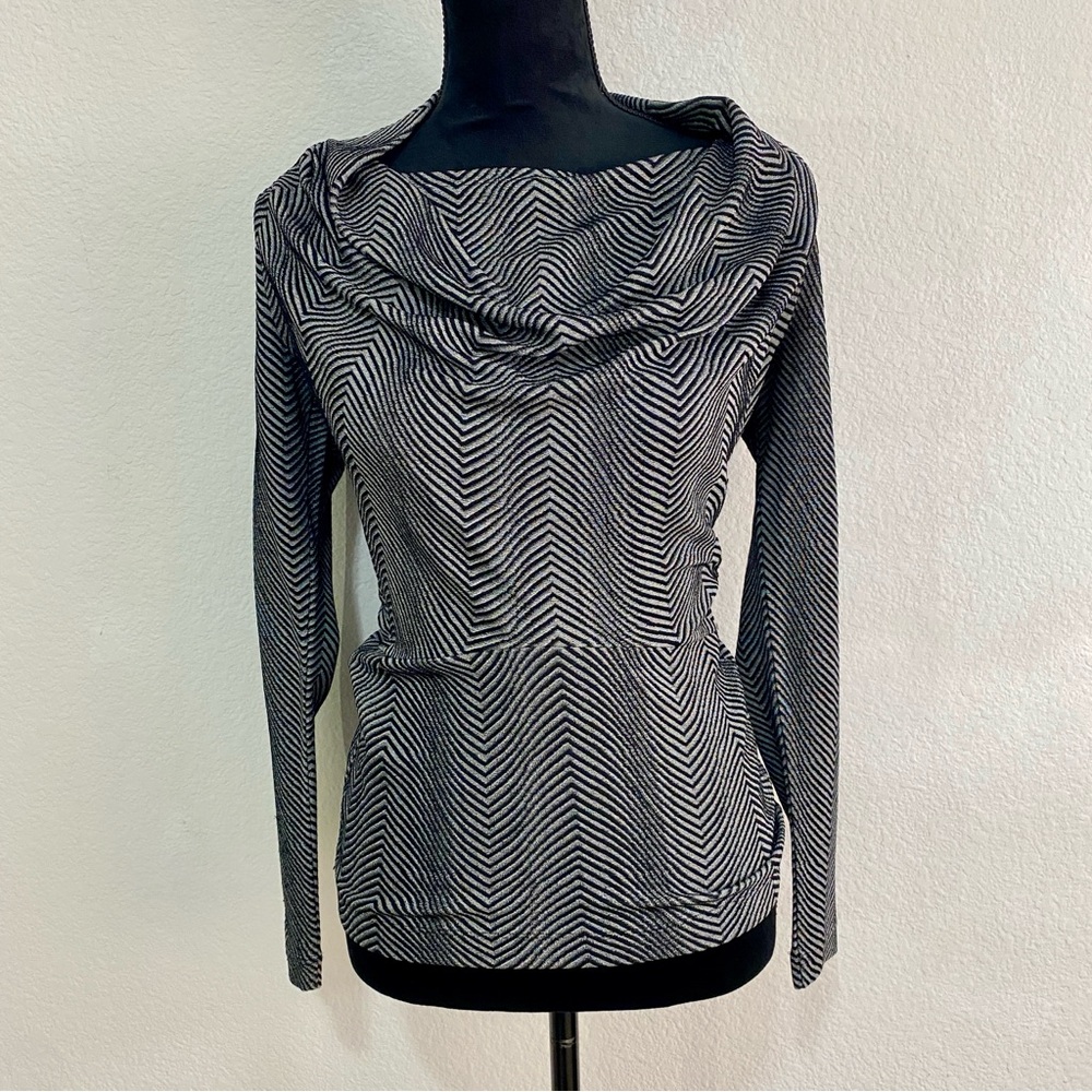Etcetera Chevron ZigZag Cowl Neck Top XS Silver Black Long Sleeve Textured Knit